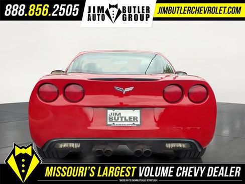 Used 2007 Chevrolet Corvette Coupe w/ Preferred Equipment Group RWD image 19