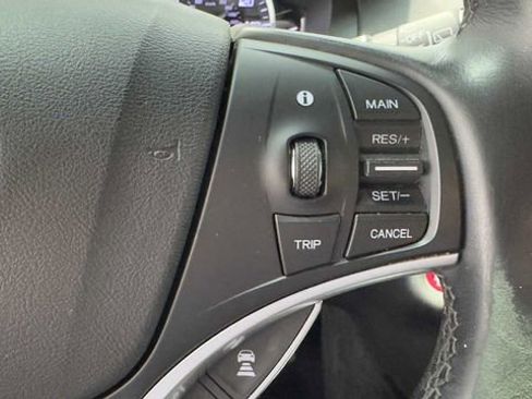 Used 2020 Acura MDX FWD image 33
