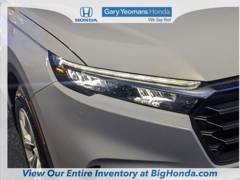 Used 2026 Honda CR-V LX image 13