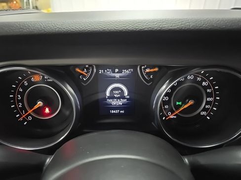 Used 2023 Jeep Wrangler Unlimited Sport AWD/4WD image 21