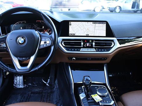 Used 2019 BMW 330i Sedan w/ Premium Package RWD image 20