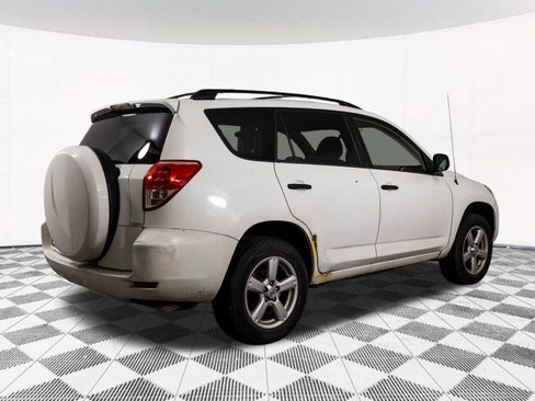 Used 2007 Toyota RAV4 4WD image 12