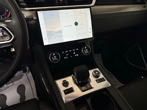 New 2026 Jaguar F-PACE R-Dynamic S image 37