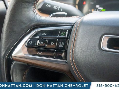 Used 2022 Jeep Grand Cherokee Summit AWD/4WD image 14