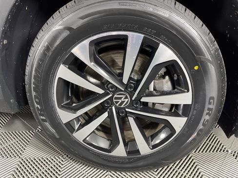 Used 2024 Volkswagen Tiguan S FWD image 16