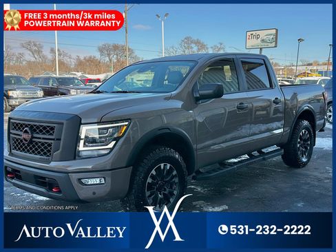 Used 2024 Nissan Titan PRO-4X w/ Pro-4x Utility Package image 3