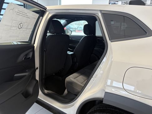 New 2026 Chevrolet Trax RS w/ Driver Confidence Package image 19