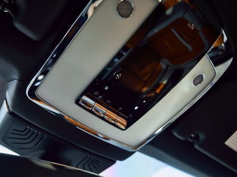 Used 2026 Rolls-Royce Cullinan AWD/4WD image 83
