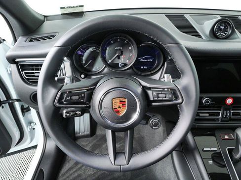New 2026 Porsche Macan GTS AWD/4WD image 9