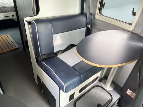 Used 2021 Mercedes-Benz Sprinter 2500 image 21