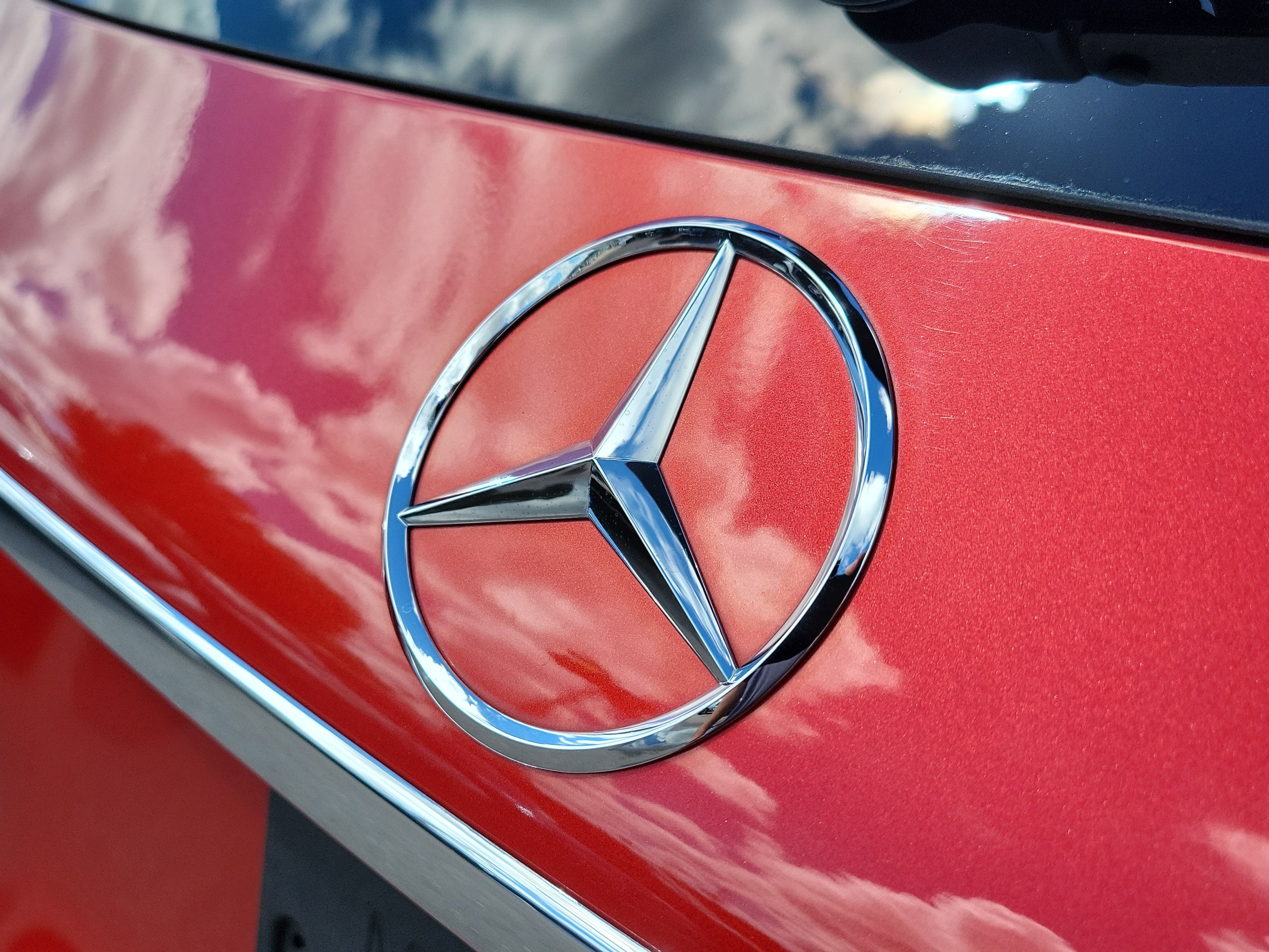 Certified 2019 Mercedes-Benz GLC 300 image 30