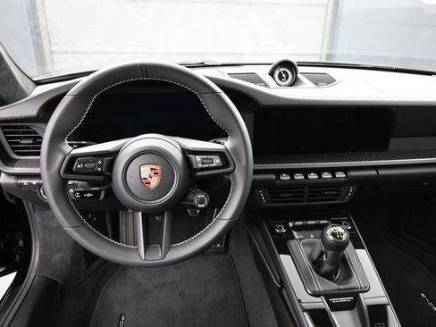 Certified 2026 Porsche 911 GT3 RWD image 19