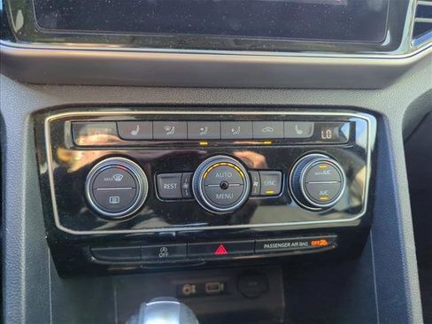 Used 2018 Volkswagen Atlas SEL image 7