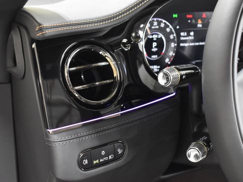 New 2026 Bentley Continental GTC AWD/4WD image 27