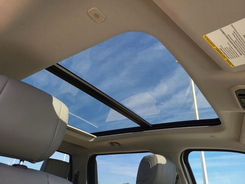 Used 2022 Toyota Tundra Limited image 15