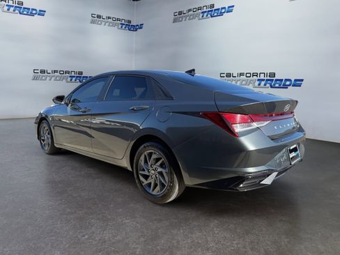 Used 2024 Hyundai Elantra SEL image 7