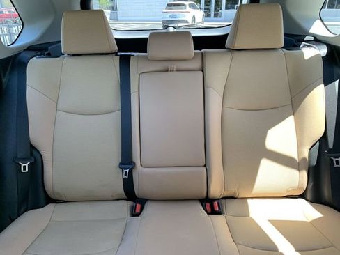 Used 2025 Toyota RAV4 LE AWD/4WD image 30