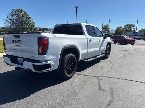 Used 2023 GMC Sierra 1500 Elevation w/ Elevation Premium Package AWD/4WD image 5