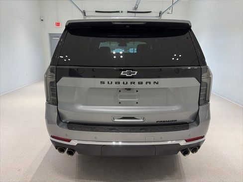 New 2026 Chevrolet Suburban Premier image 5