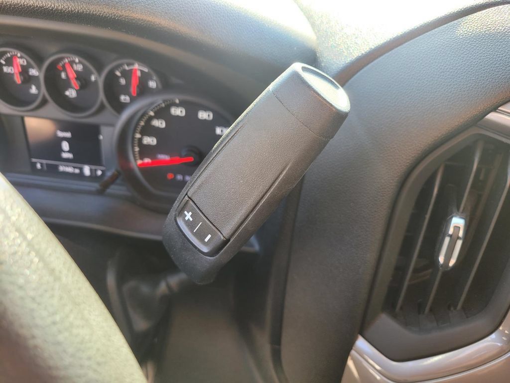 Used 2023 Chevrolet Silverado 1500 Custom RWD image 25