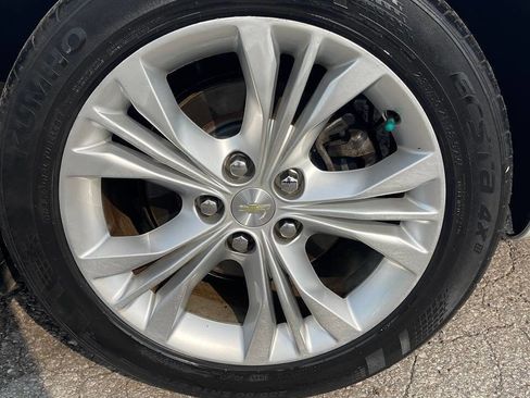 Used 2014 Chevrolet Impala LT w/ Convenience Package image 24