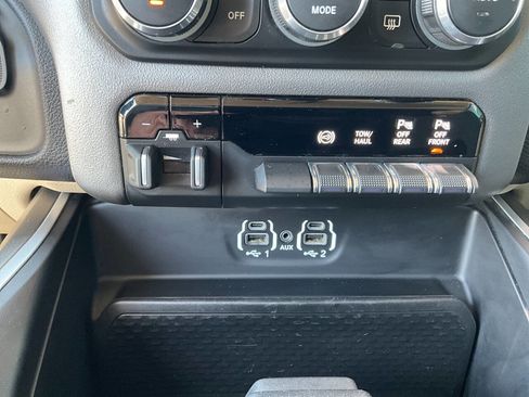 Used 2022 RAM 3500 Big Horn w/ Level C Equiment Group image 37