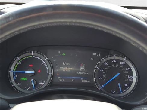 Used 2021 Toyota Highlander XLE image 19