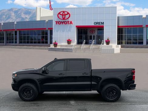 Used 2024 Chevrolet Silverado 1500 ZR2 w/ Technology Package AWD/4WD image 6