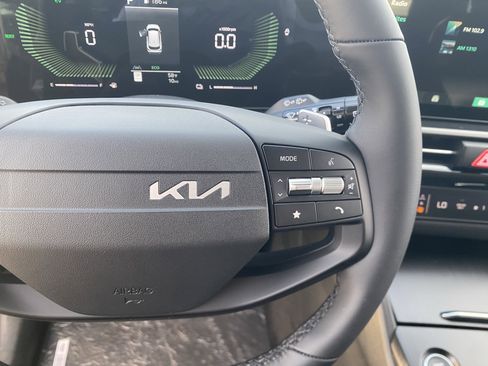 New 2026 Kia Sportage LX image 23