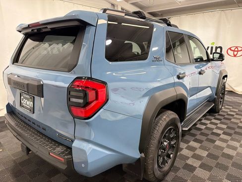 Used 2025 Toyota 4Runner TRD Off-Road Premium AWD/4WD image 7
