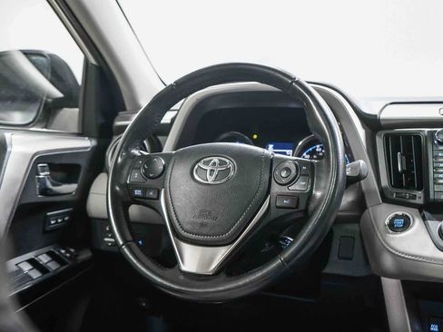 Used 2018 Toyota RAV4 Limited w/ All Weather Liner Package image 15