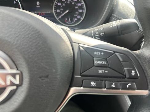 Used 2024 Nissan Sentra SV FWD image 12
