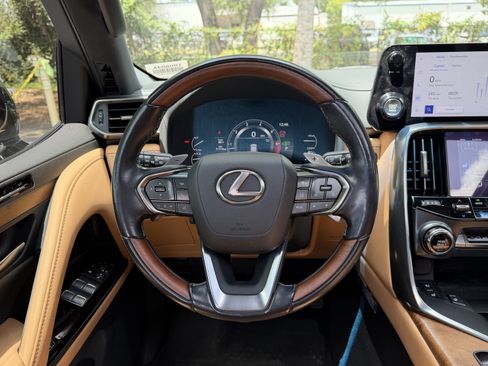 Used 2023 Lexus LX 600 4WD w/ Appearance Package image 34