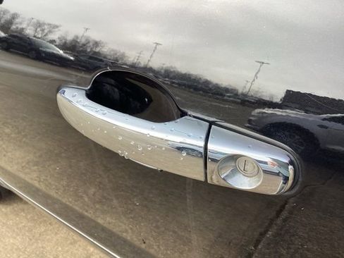 Used 2016 GMC Acadia SLT w/ Premium Edition image 18