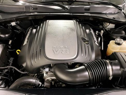 Used 2022 Dodge Charger R/T w/ Plus Group RWD image 10