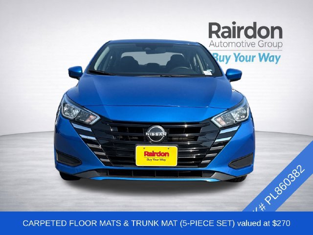 Used 2023 Nissan Versa SV FWD image 2