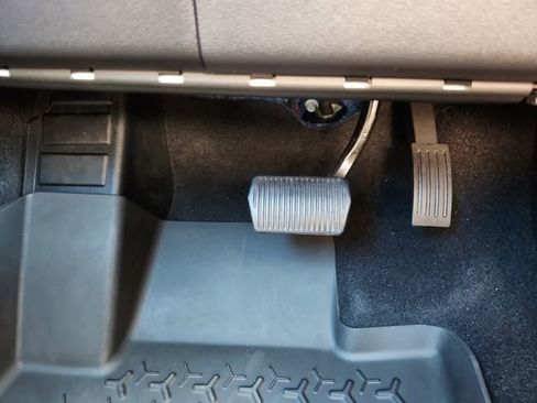 Used 2023 Ford Bronco Sport Big Bend image 28