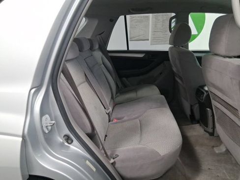 Used 2005 Toyota 4Runner SR5 AWD/4WD image 19