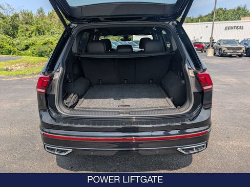 Certified 2023 Volkswagen Tiguan SEL R-Line AWD/4WD image 29