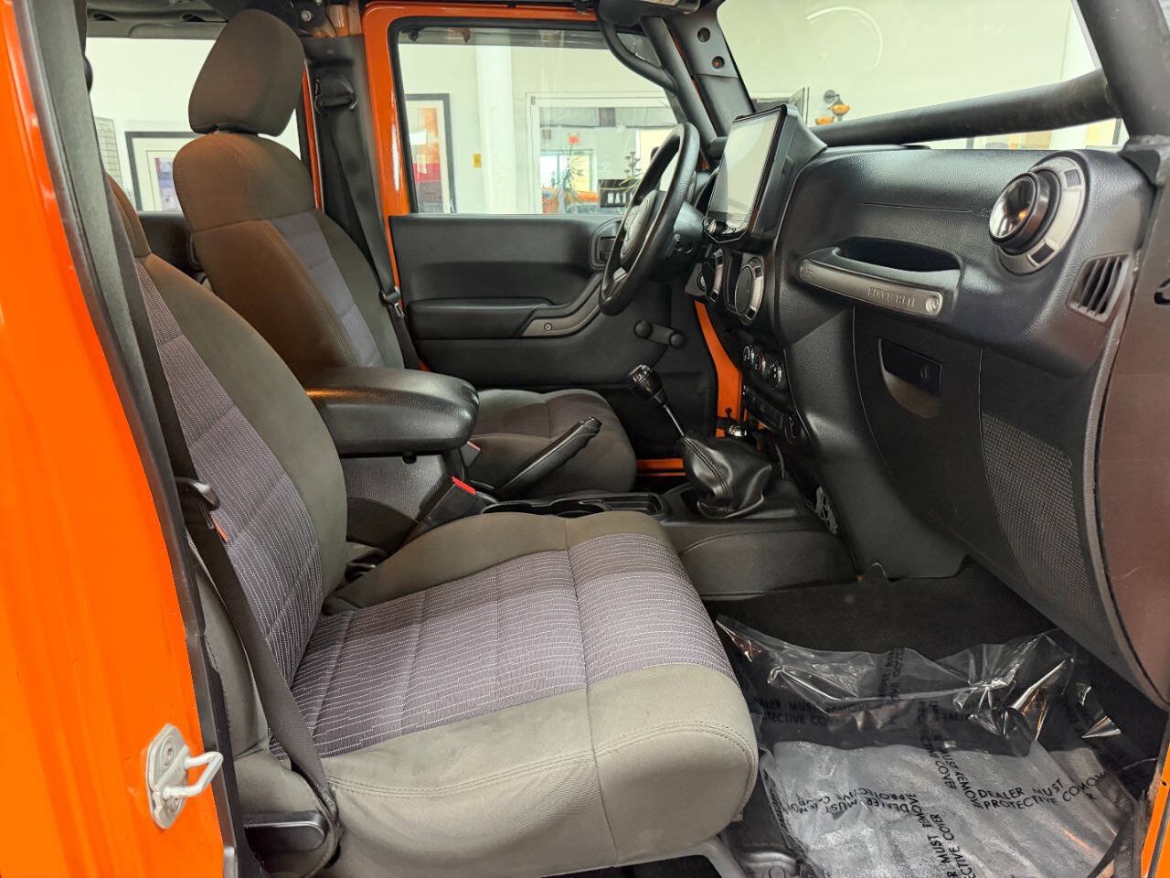 Used 2012 Jeep Wrangler Unlimited Sport AWD/4WD image 16