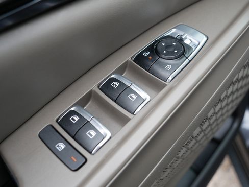 Certified 2025 Kia Carnival LXS image 19