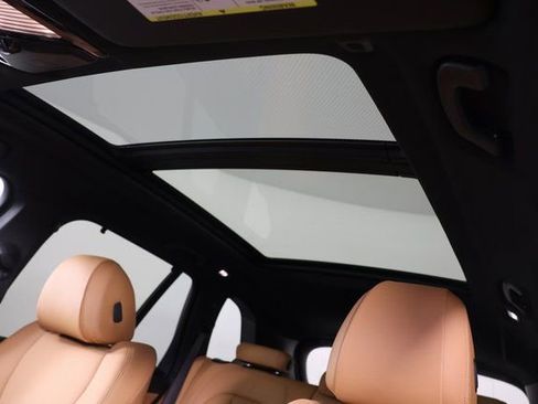 Used 2022 BMW X5 xDrive45e w/ Executive Package image 18