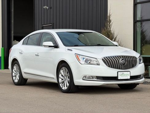Used 2015 Buick LaCrosse Leather image 4