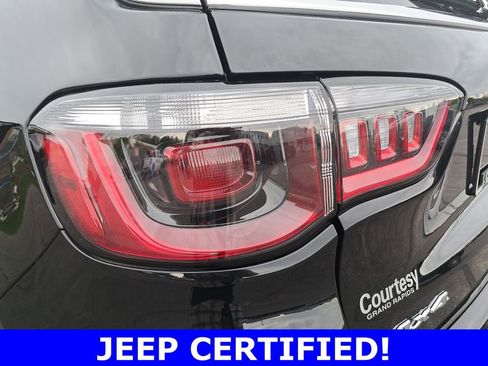 Certified 2024 Jeep Compass Limited AWD/4WD image 32
