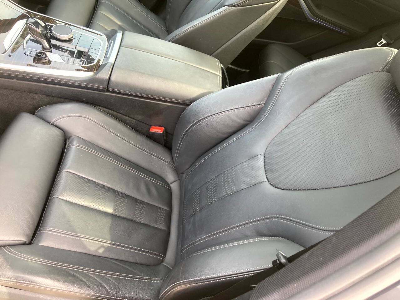 Used 2020 BMW X5 xDrive40i w/ Convenience Package AWD/4WD image 8