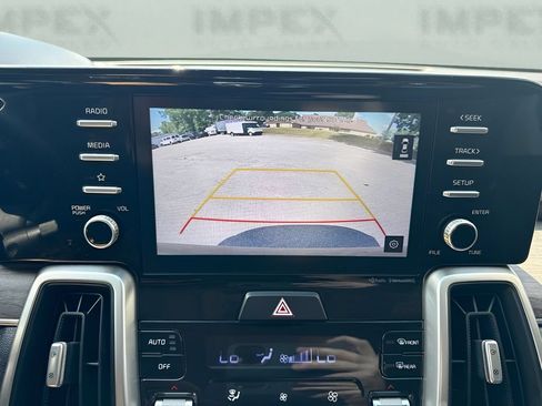 Used 2021 Kia Sorento EX FWD image 21