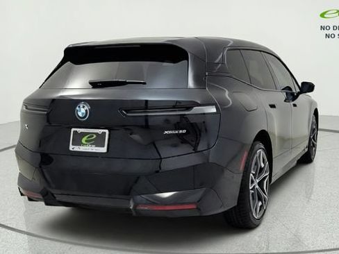 Used 2024 BMW iX xDrive50 w/ Premium Package AWD/4WD image 8