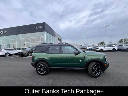 Used 2025 Ford Bronco Sport Outer Banks w/ Outer Banks Tech Package+ AWD/4WD image 2