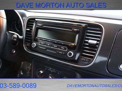 Used 2013 Volkswagen Beetle 2.0T image 19