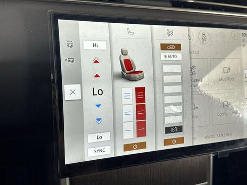 New 2025 Land Rover Range Rover SE image 21